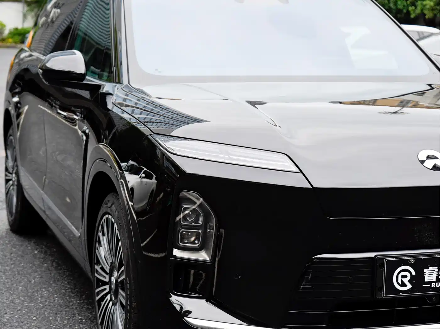 NIO ES8 2026 2025 Model 6-Seat Executive Luxury Edition