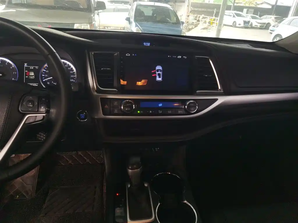 Toyota Highlander 2018 2.0T 4WD Luxury 7-seater (China V) фото 9