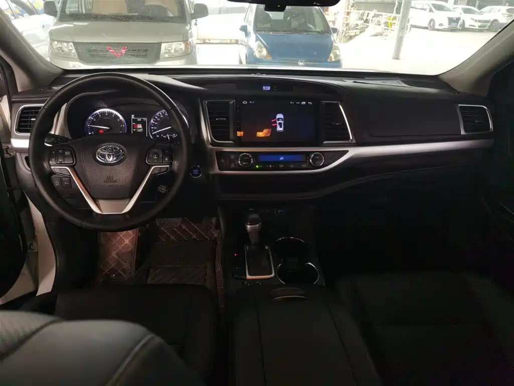 Toyota Highlander 2018 2.0T 4WD Luxury 7-seater (China V) фото 6