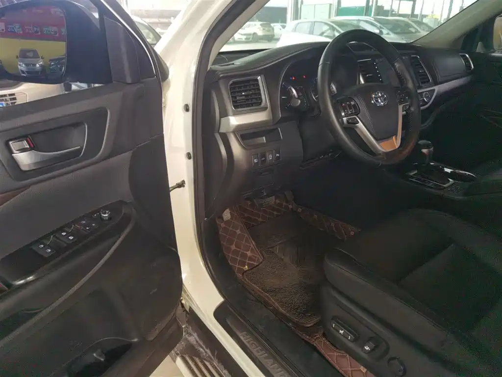 Toyota Highlander 2018 2.0T 4WD Luxury 7-seater (China V) фото 12