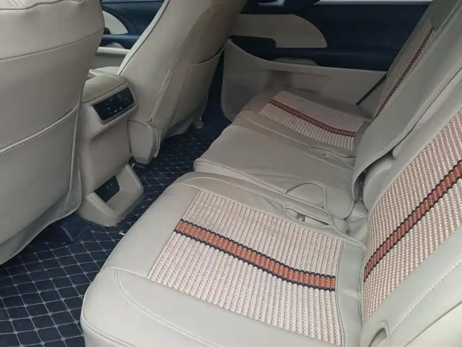 Toyota Highlander 2018 2.0T 4WD Elite 7-seater (China V) фото 11