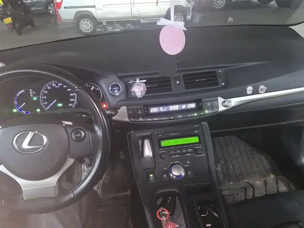 Lexus CT 2017 CT200h Elite Edition Monochrome China V фото 6