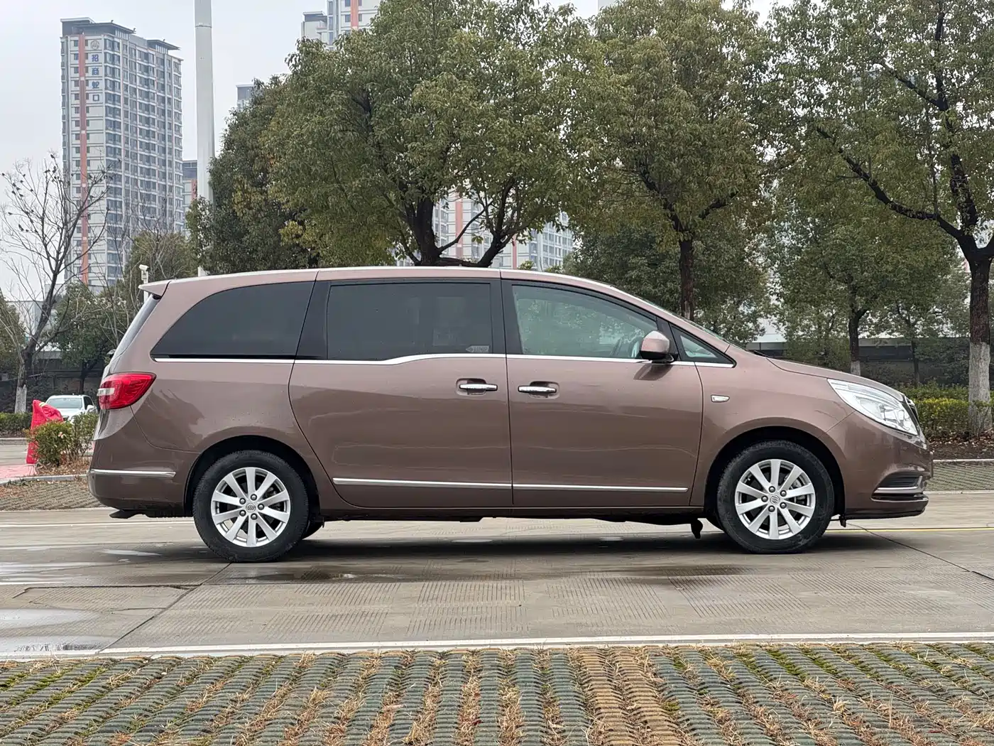 Buick GL8 2018 28T Luxury Model China VI фото 7
