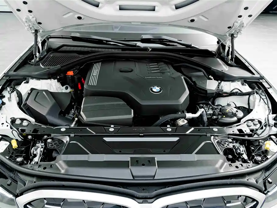 BMW 3 Series 2025 325Li M Sport Package фото 24