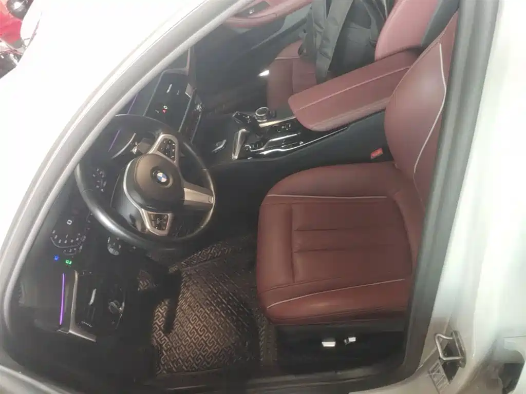 BMW 5 Series 2022 Facelift 530Li Leading M Sport Package фото 15