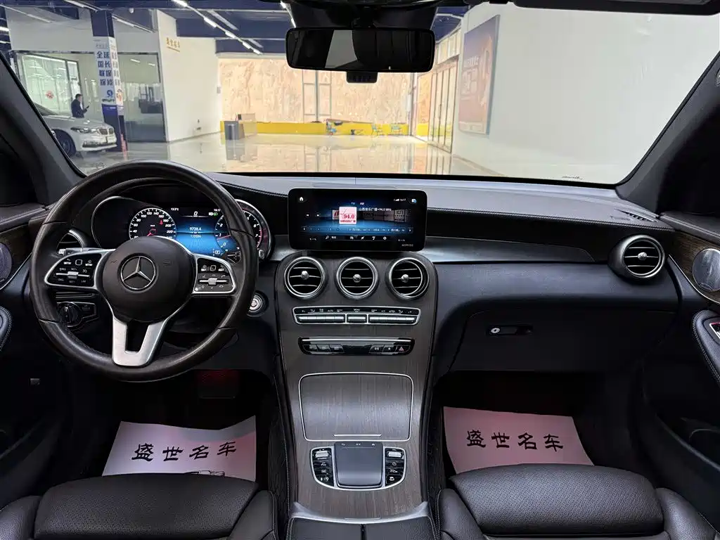 Mercedes-Benz GLC 2020 GLC 300 L 4MATIC Luxury фото 7