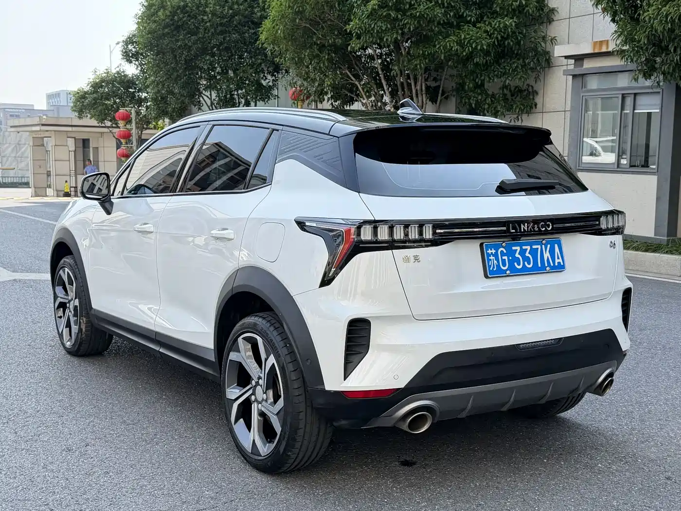 Lynk & Co 06 2023 Remix 1.5T Power Halo фото 4