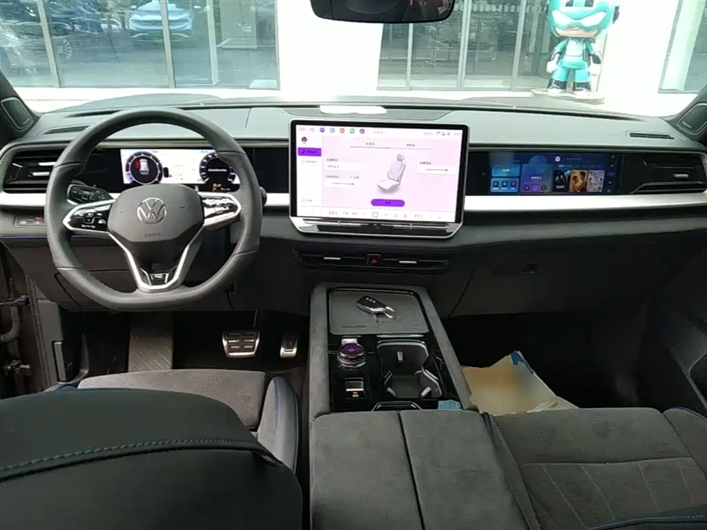 Volkswagen Teramont 2025 Teramont Pro 450TSI 4WD Summit Edition фото 10