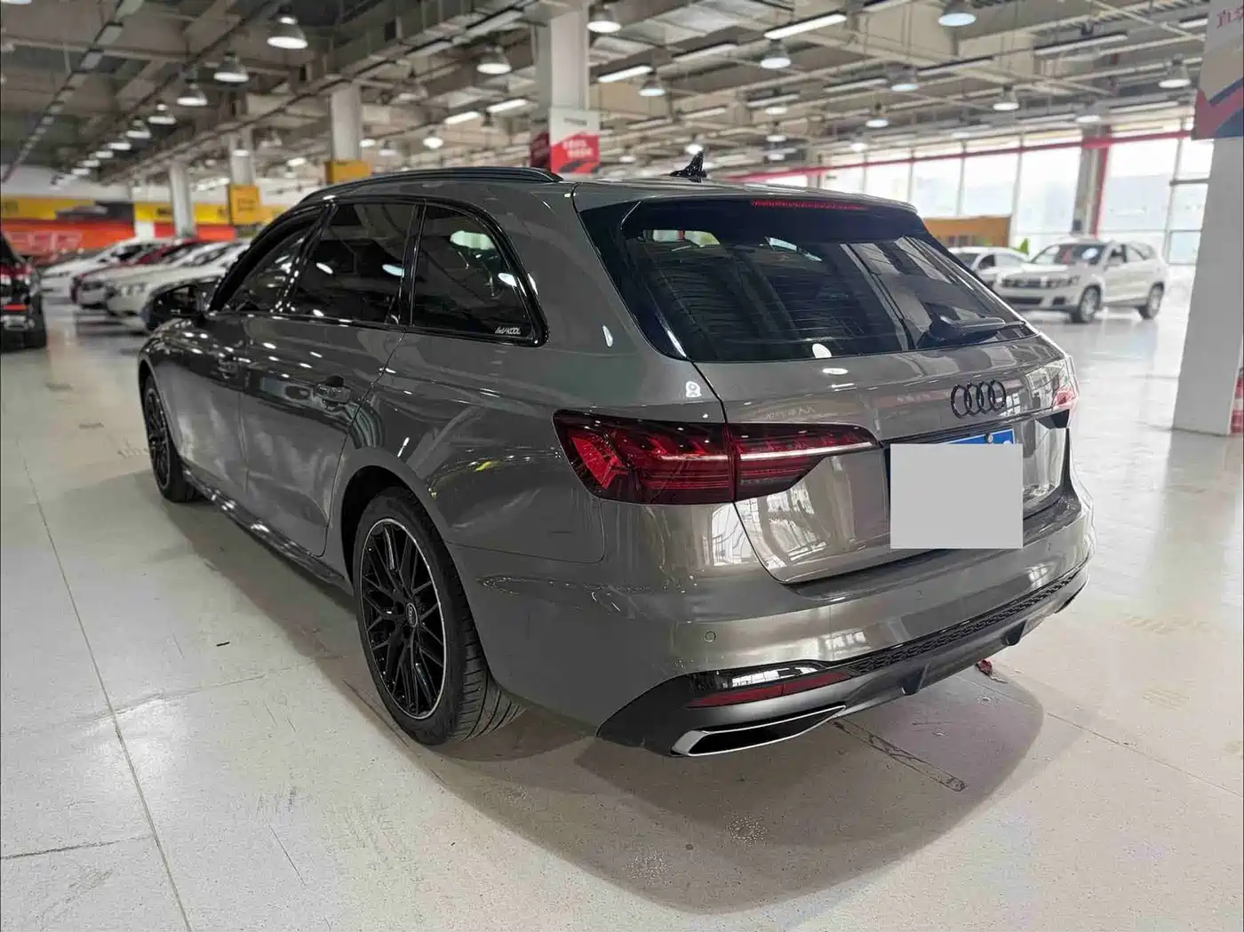 Audi A4 (Import) 2024 2024 Avant 40 TFSI Fashion Sport