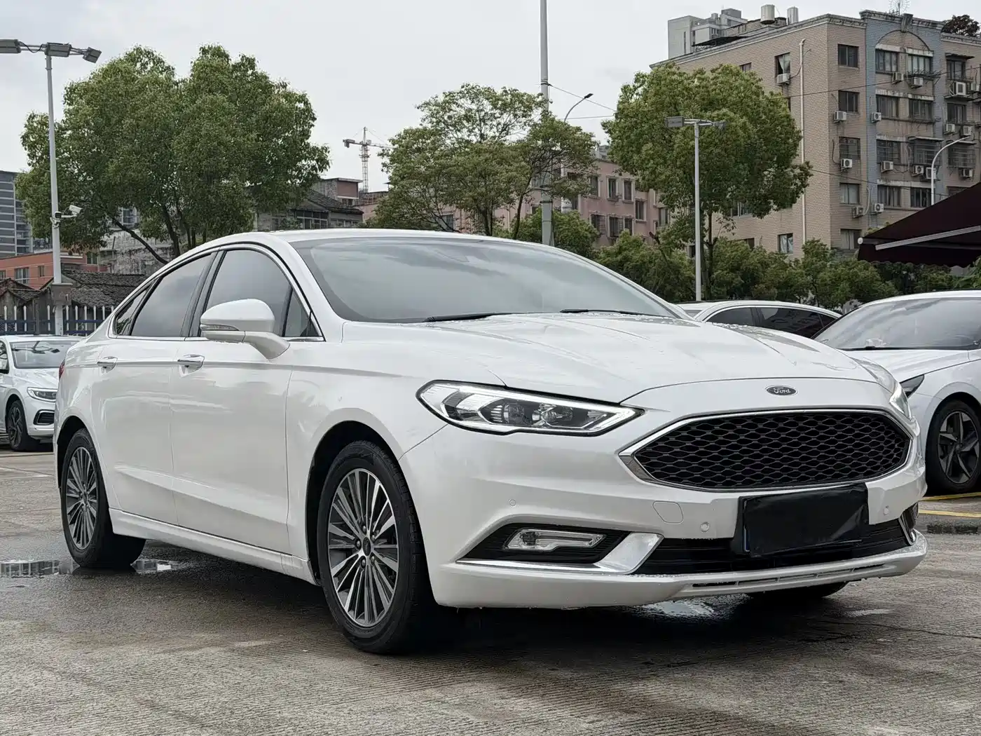 FORD MONDEO