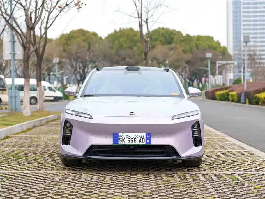NIO NIO ET5