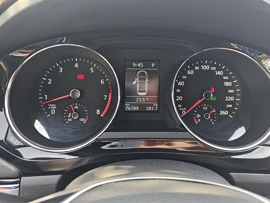 Volkswagen Sagitar 2018 280TSI DSG Spark Edition фото 14