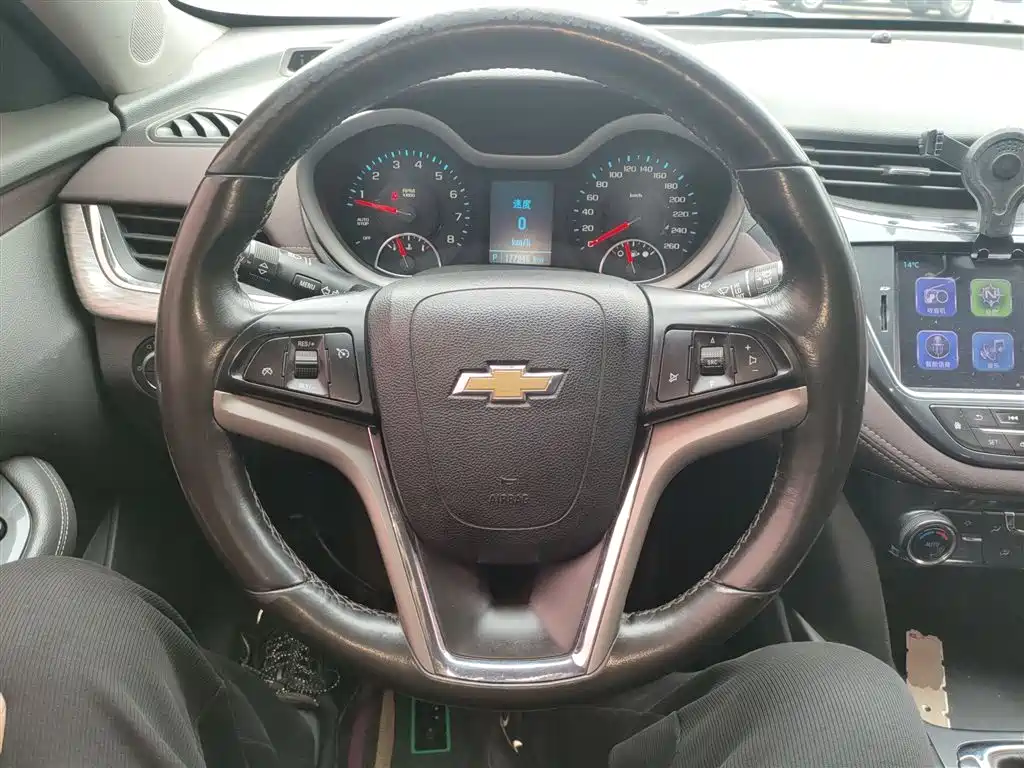 Chevrolet Malibu 2018 530T Automatic Luxury Edition фото 11