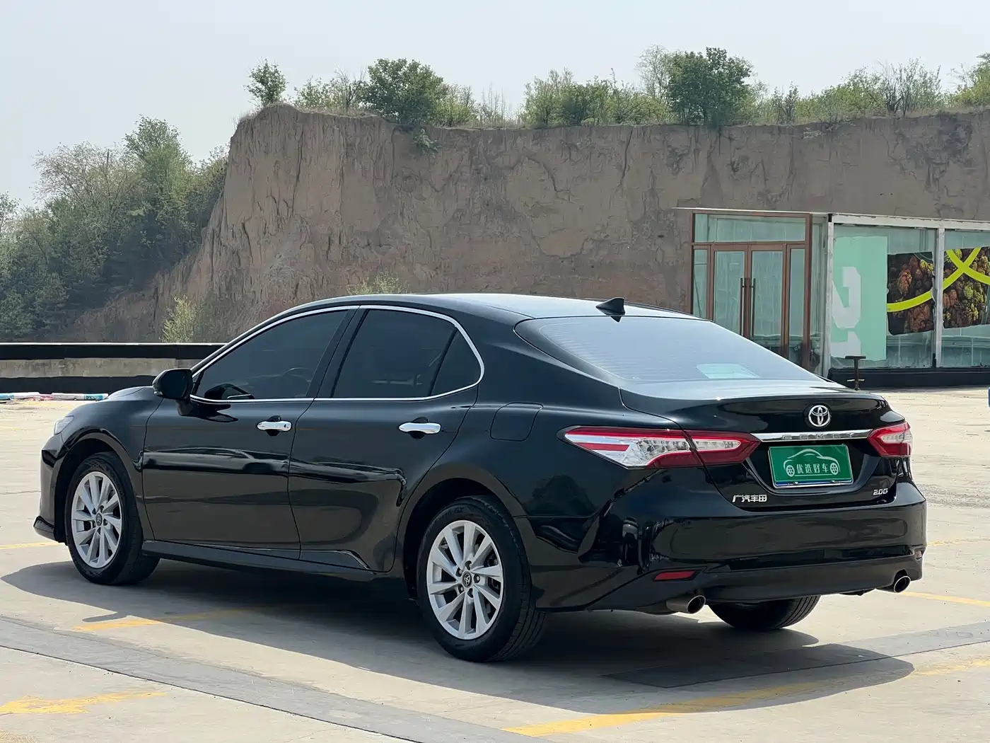 Toyota Camry 2021 2.0G Luxury Edition фото 9