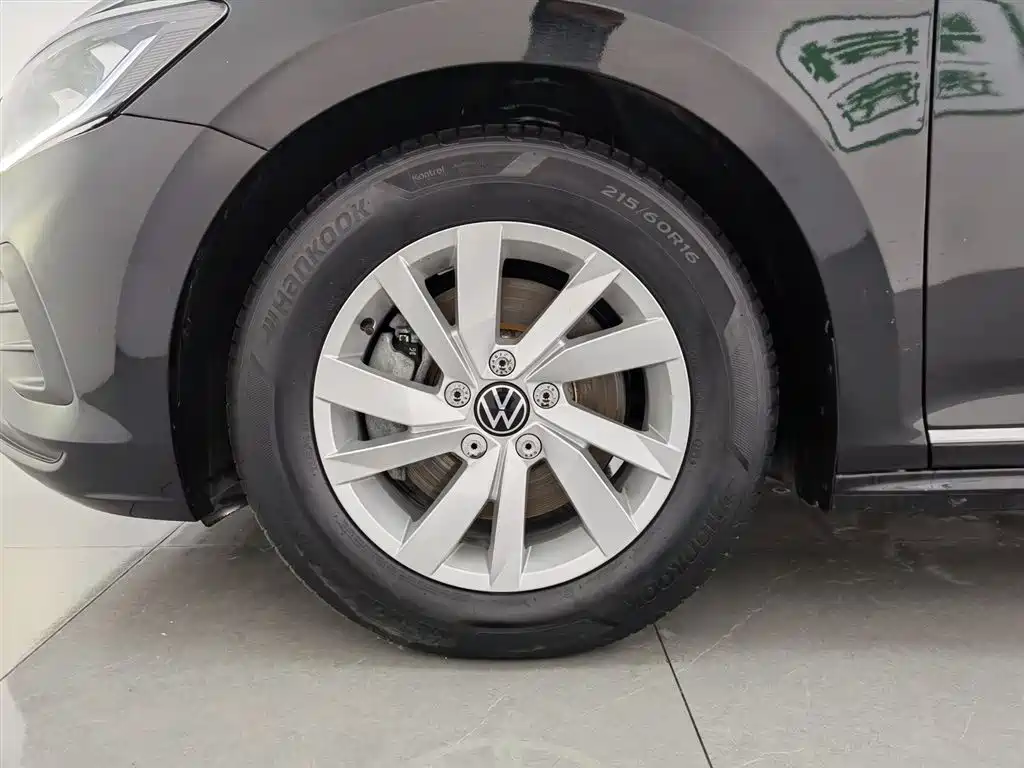 Volkswagen Passat 2023 Facelift 280TSI Business Edition фото 17