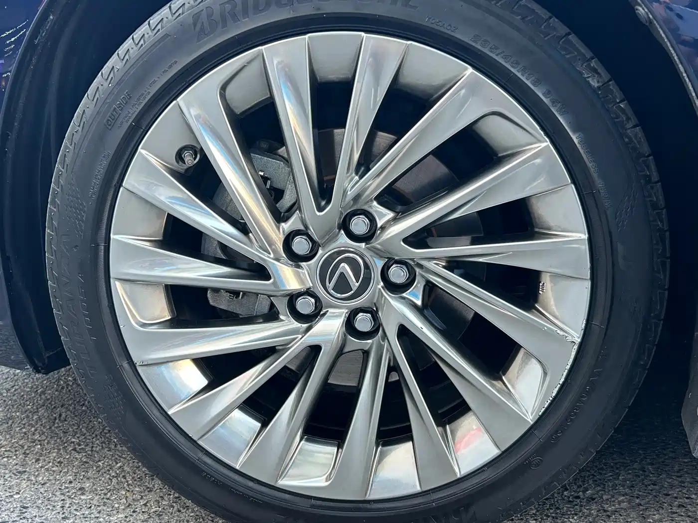 Lexus ES 2018 300h Executive Edition China V фото 16