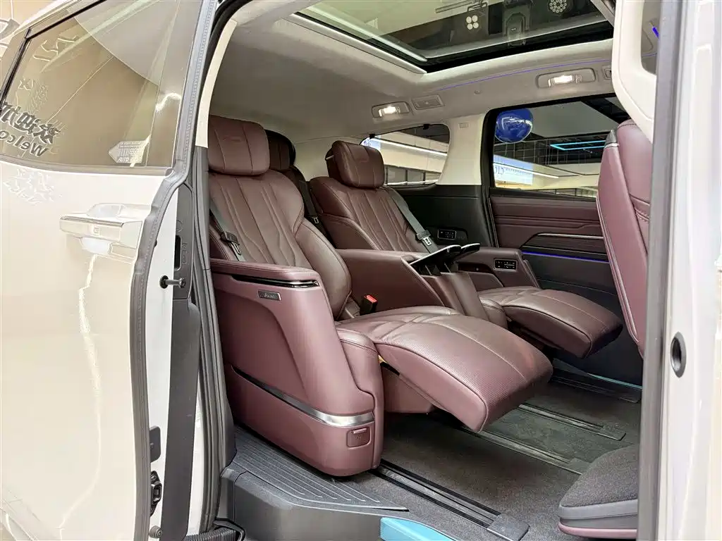 Buick Century 2023 2.0T 6-Seat World Edition фото 11