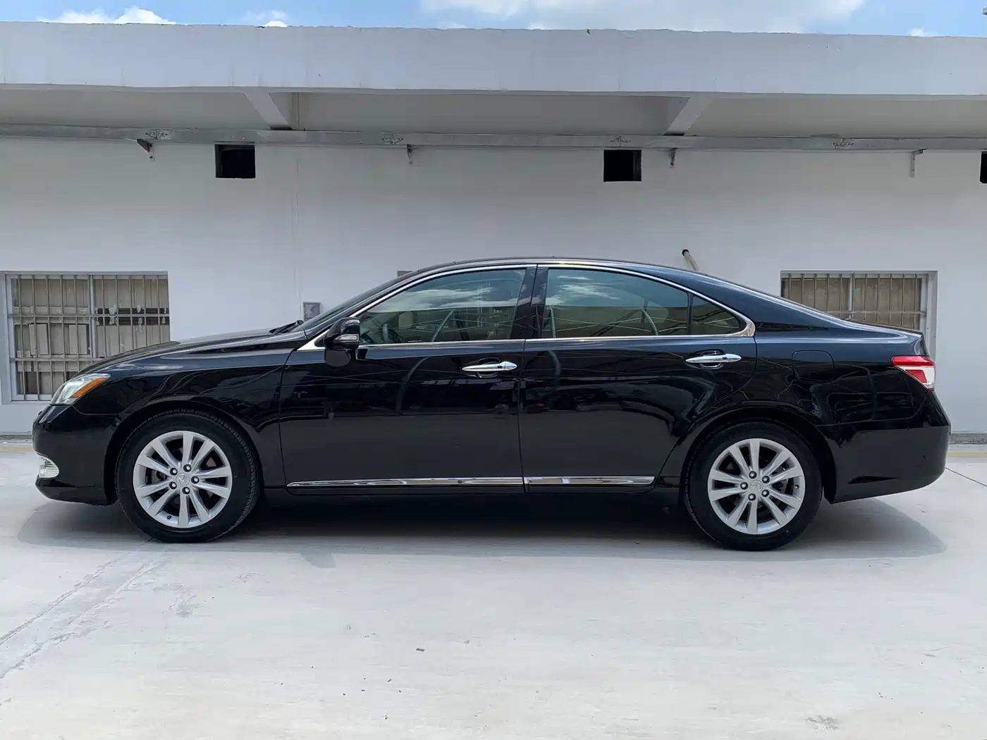 Lexus ES 2012 240 Special Limited Edition фото 4