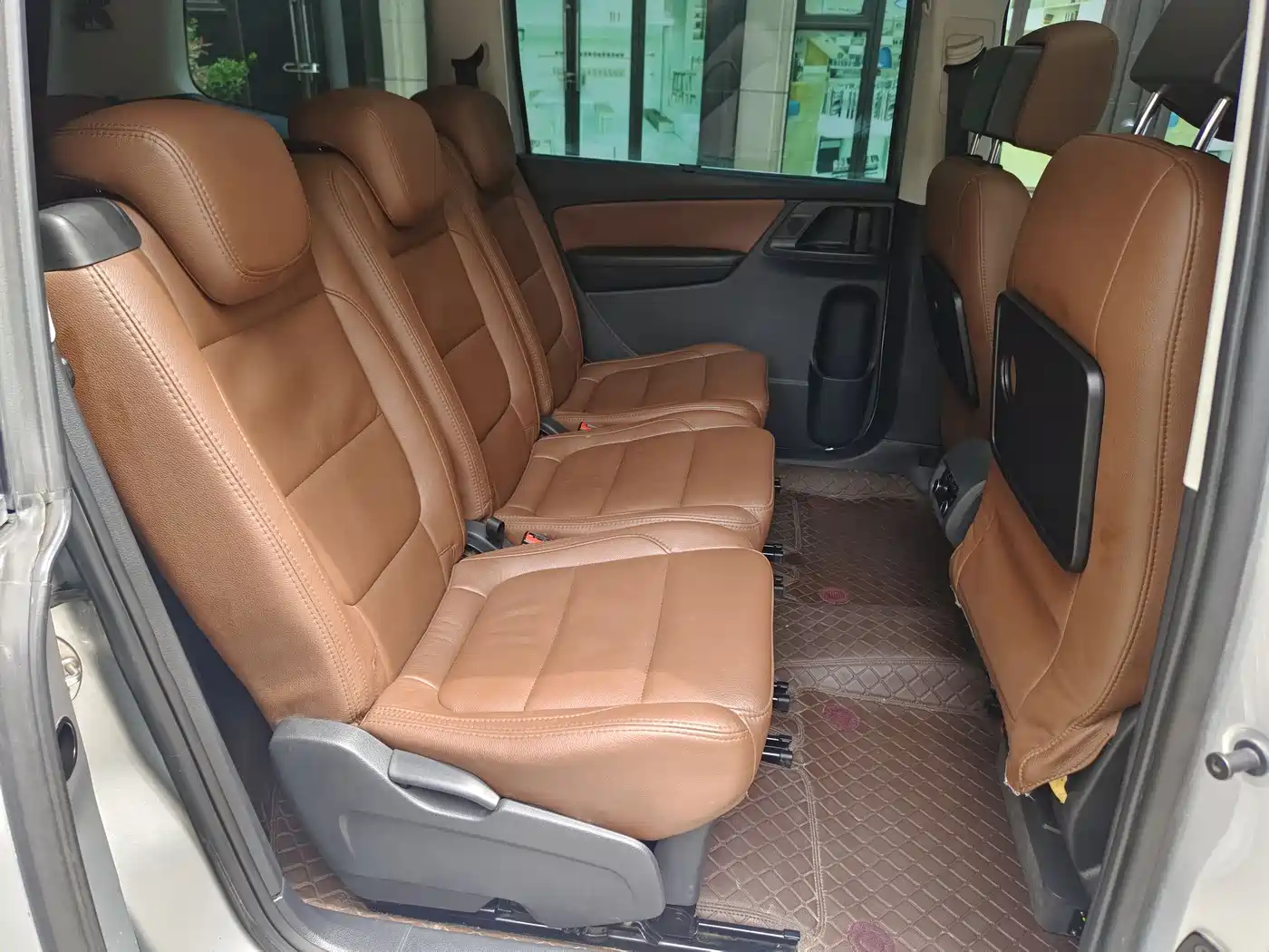 Volkswagen Sharan 2014 2.0TSI Comfort фото 6