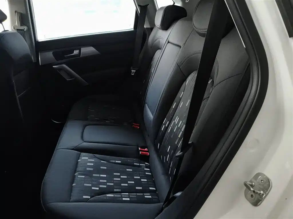 Haval H2 2017 Red Label 1.5T Manual 2WD Comfort фото 17