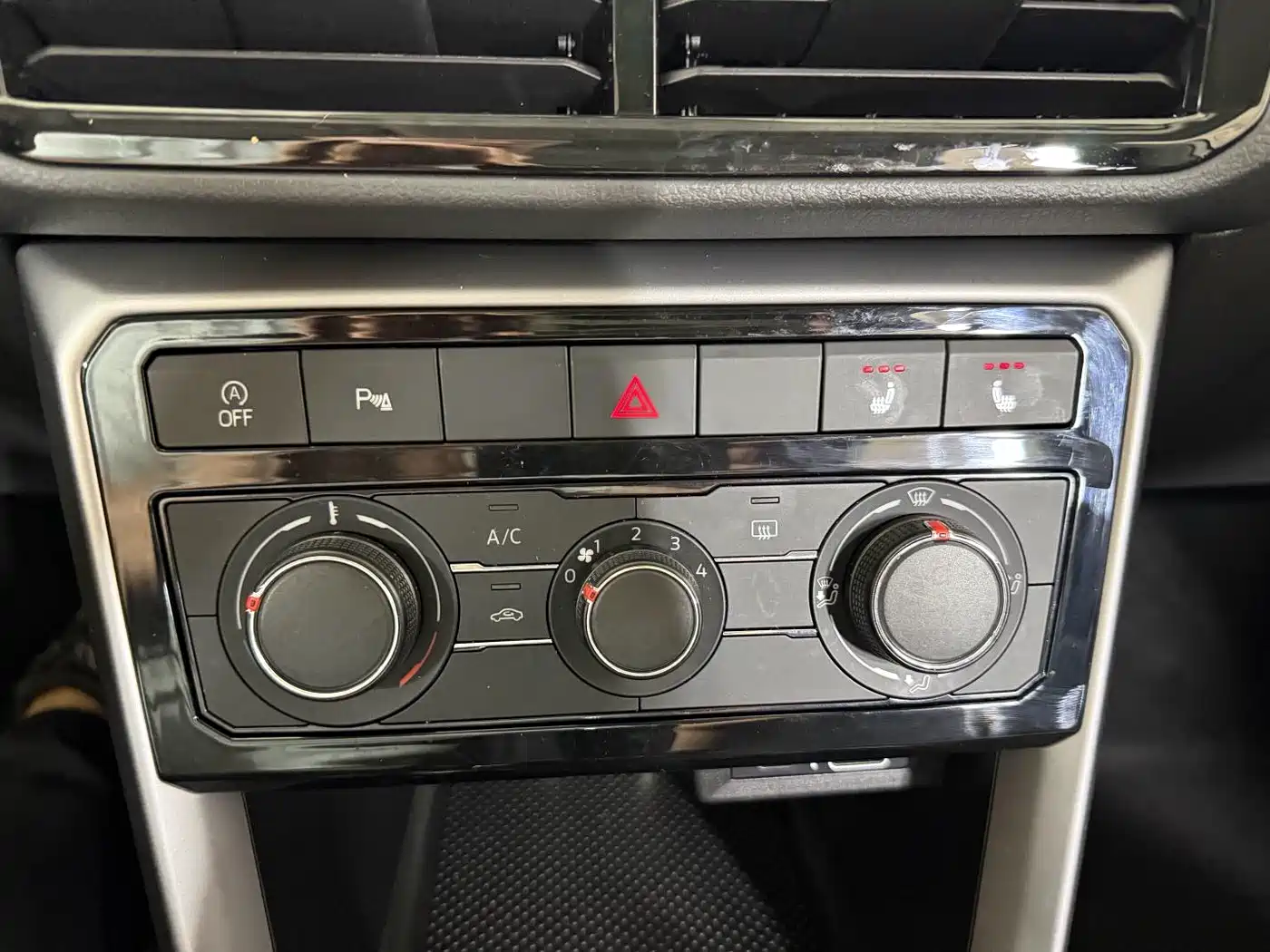 VOLKSWAGEN TU KAI