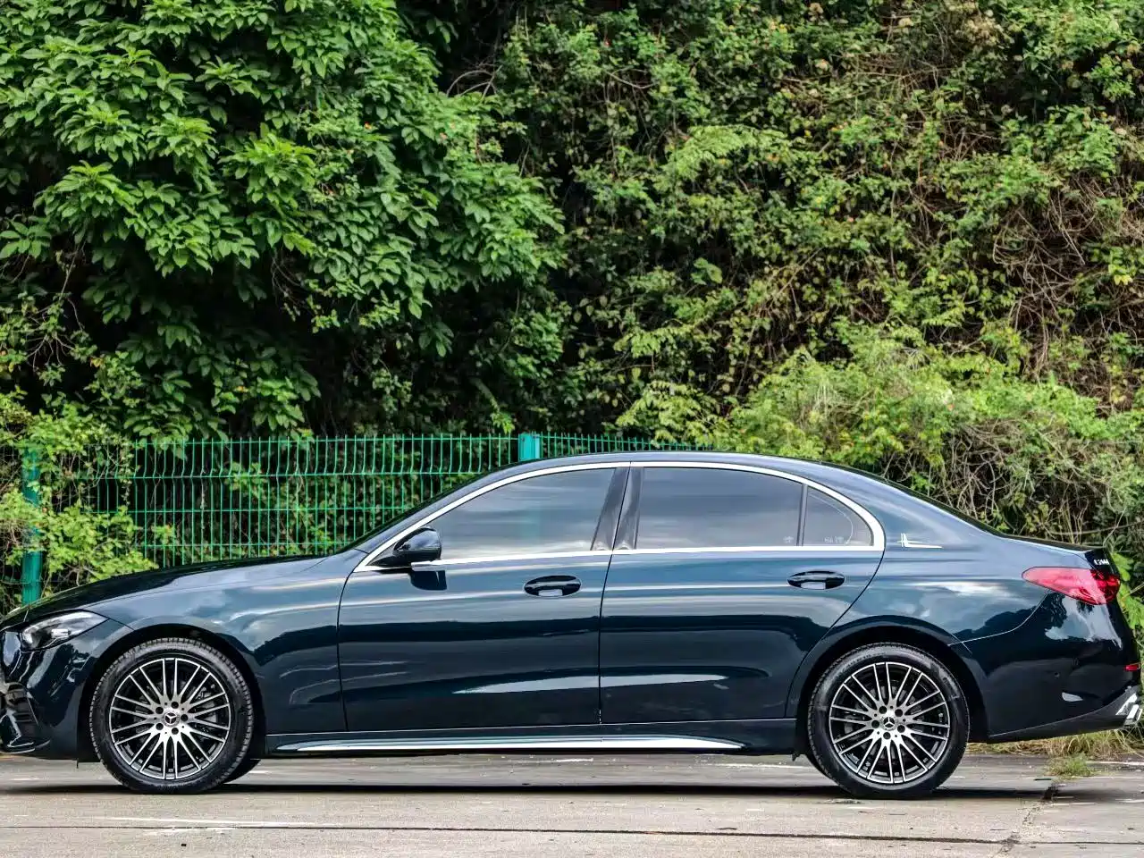 Mercedes-Benz C-Class 2024 C 200 L Sport Edition фото 4