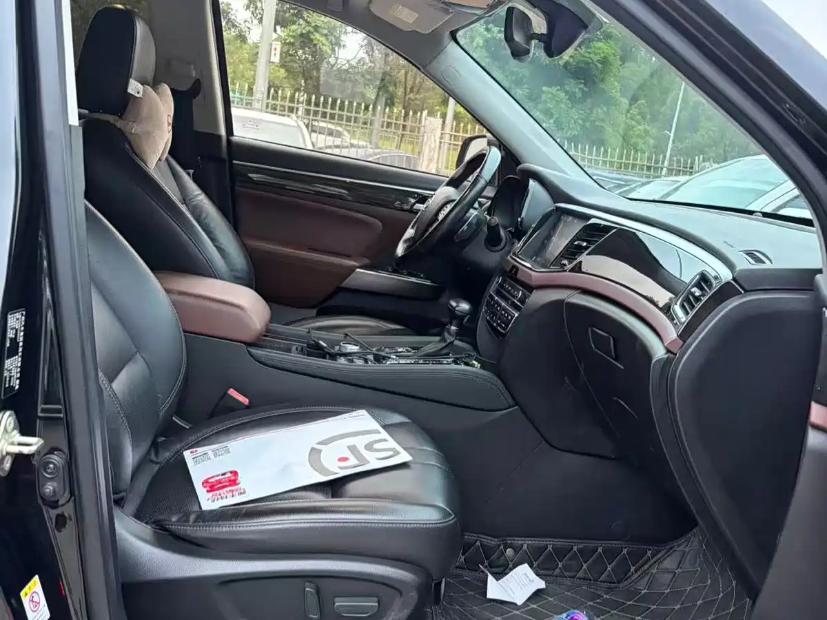 GAC Trumpchi Trumpchi GS8 2017 320T AWD Luxury Smart Connect (7-Seater) фото 8
