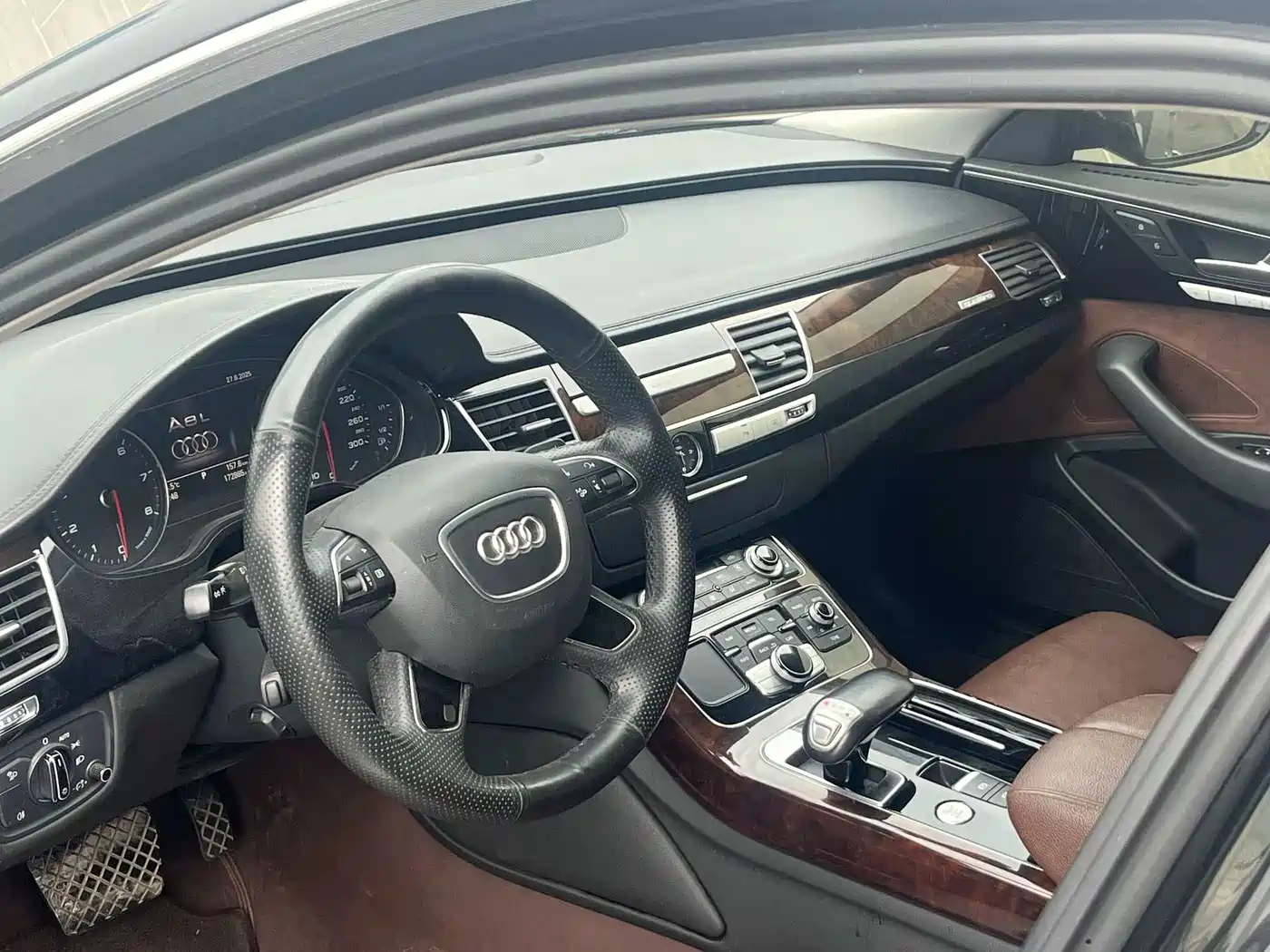 Audi A8 2016 A8L 45 TFSI quattro Fashion фото 9