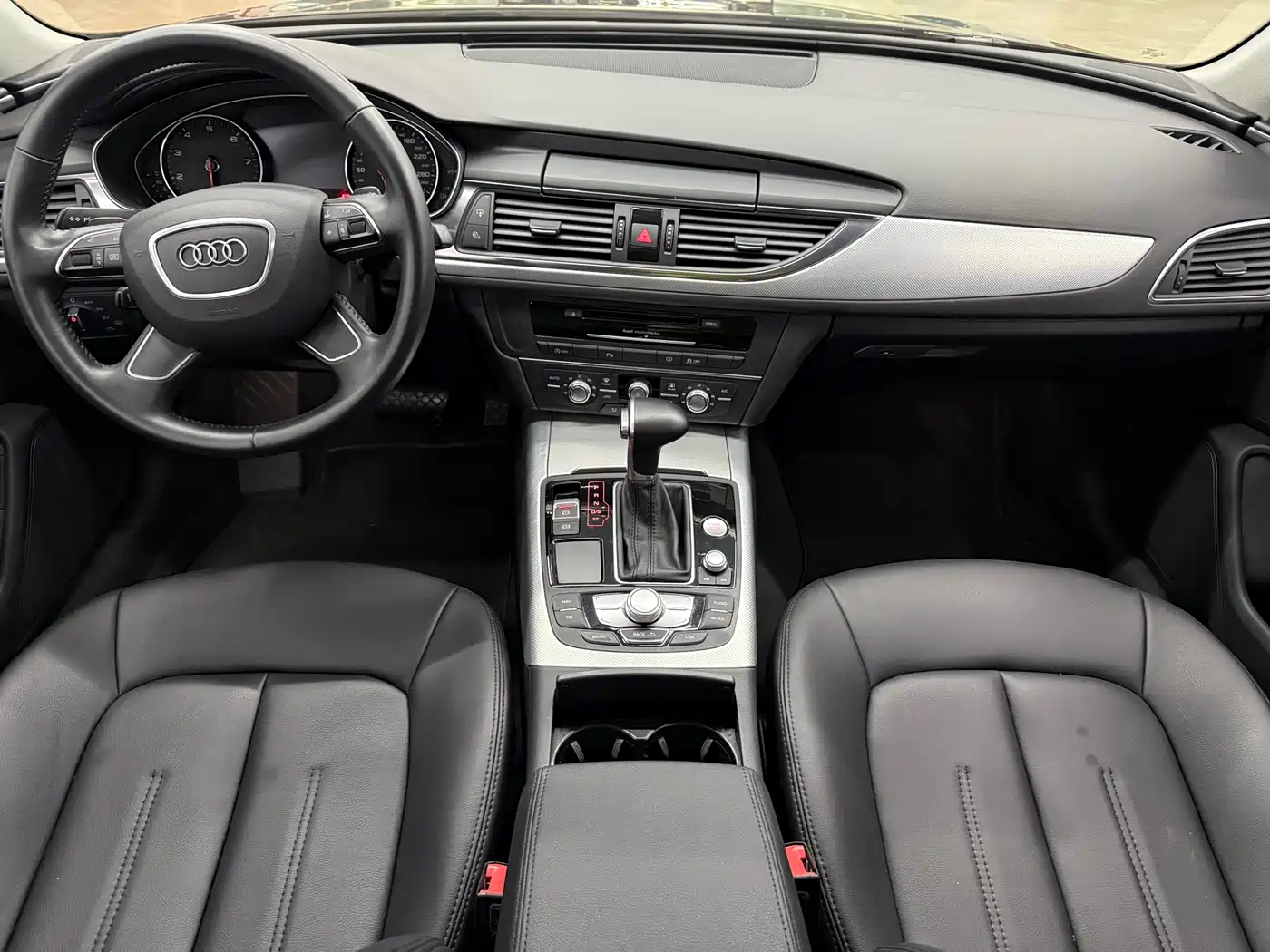Audi A6L 2015 TFSI Millionth Anniversary Intelligent Leader Type фото 6