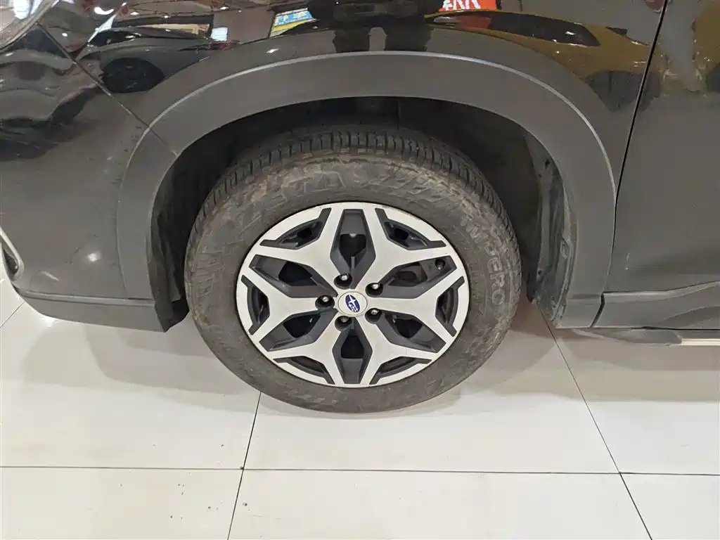 Subaru Forester 2019 2.0i Luxury Edition EyeSight фото 25