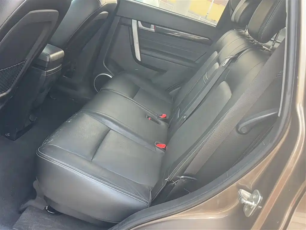 Chevrolet Captiva 2017 2.4L 4WD Flagship Edition 7-Seater фото 24