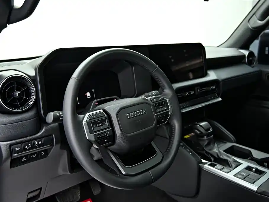 Toyota Prado 2024 2.4T All-Terrain TX Edition 5-Seater фото 15