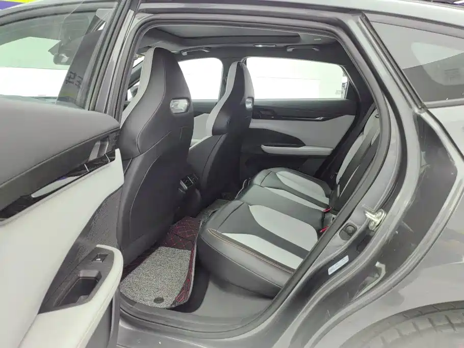 Changan UNI-V iDD 2024 2024 Blue Whale Smart iDD 136km Smart Premium