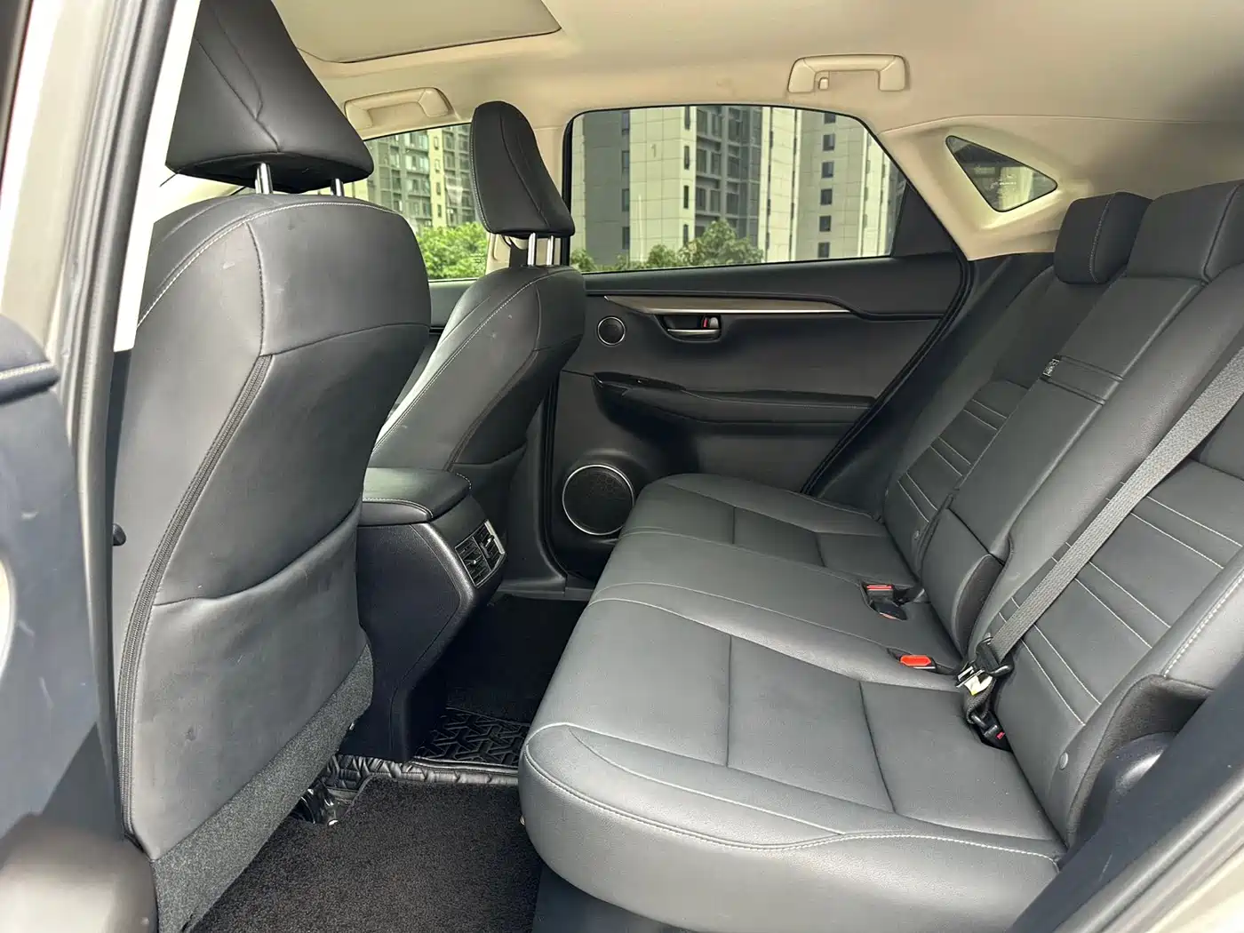 Lexus NX 2020 200 AWD F Sport China VI фото 10
