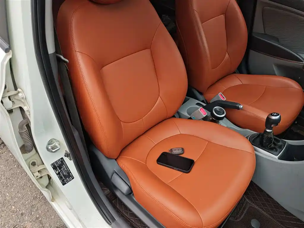 Hyundai Verna 2014 1.4L Manual Top TOP фото 25