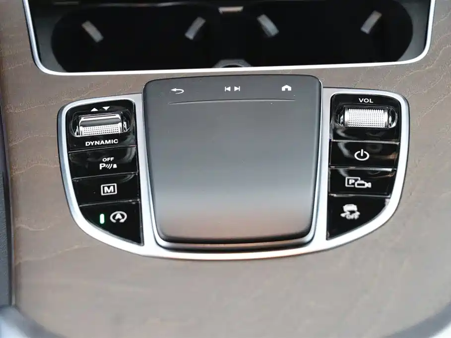 Mercedes-Benz GLC 2020 Facelift GLC 300 L 4MATIC Dynamic фото 18