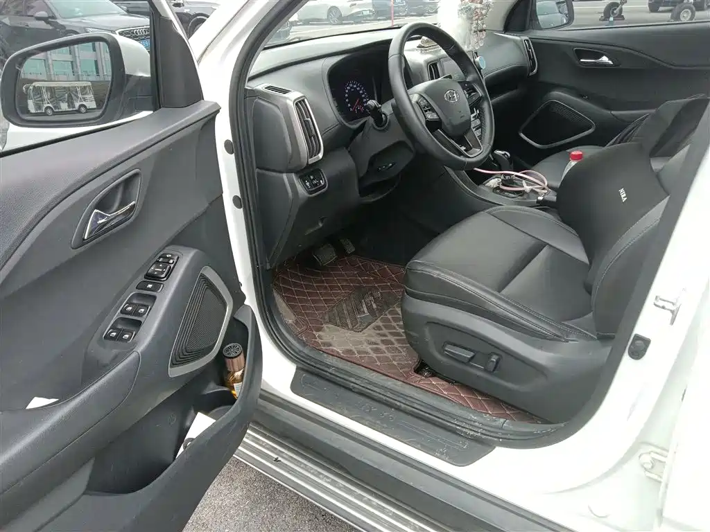 Hyundai Beijing Hyundai ix35 2019 2.0L Automatic 2WD Zhiyong·Enjoy China V фото 12