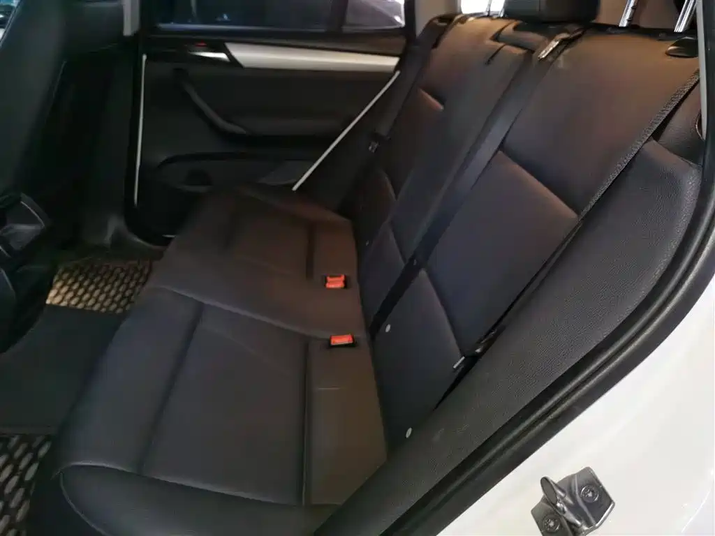 BMW X3 (Import) 2016 sDrive20i фото 13