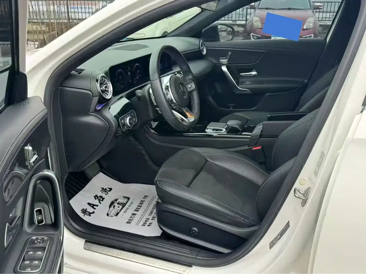 MERCEDES-BENZ A CLASS