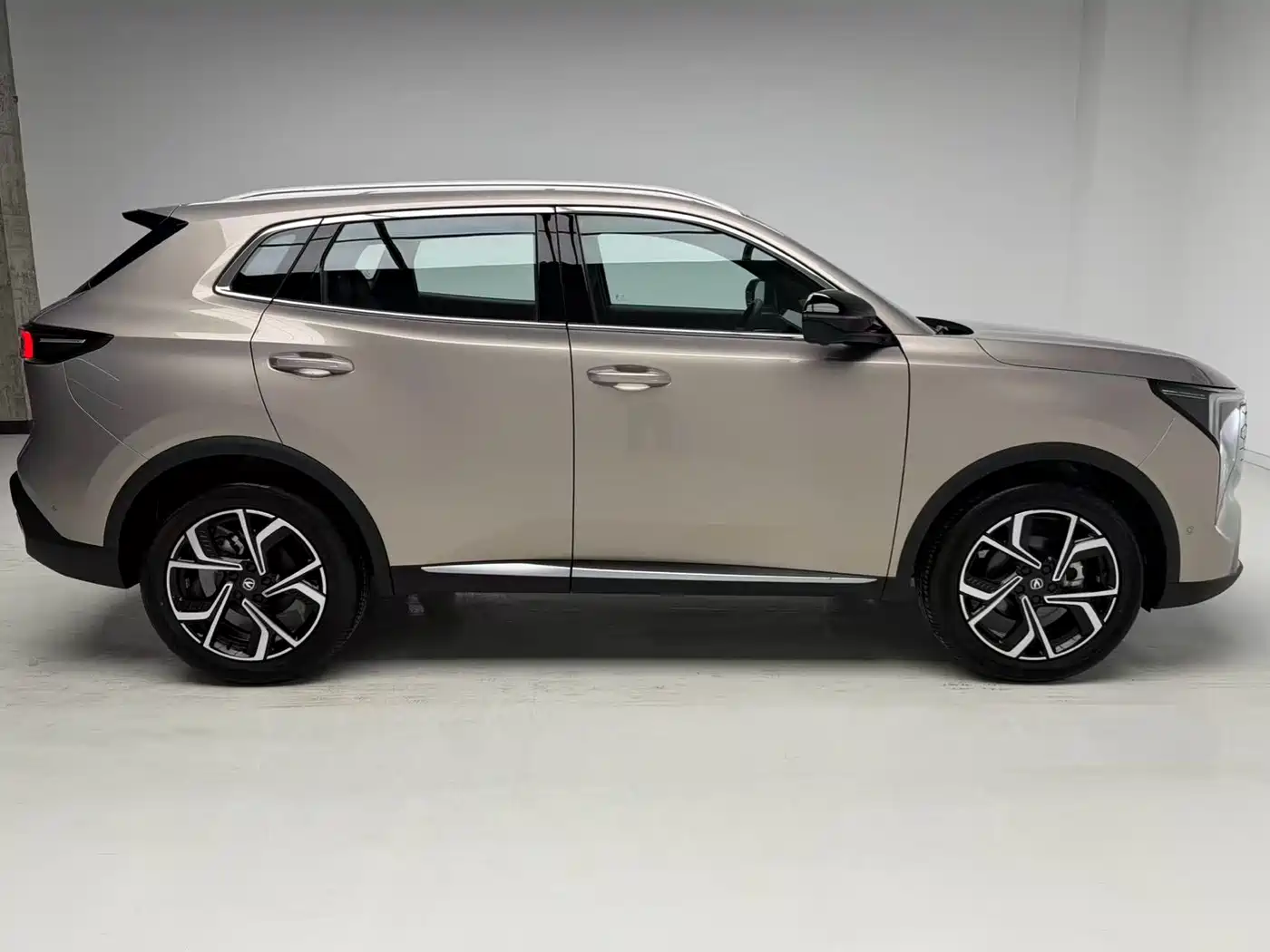 Changan CS55 PLUS 2026 Model 4th Gen New Blue Whale 1.5T Celestial Premium фото 7