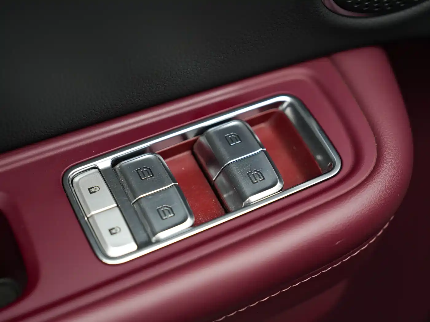 Hongqi E-HS9 2021 460km Flagship Comfort 6-seater фото 18