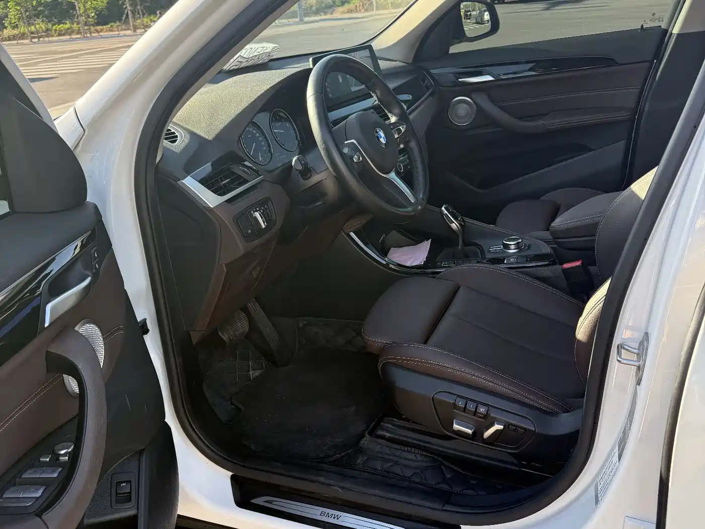 BMW X1 2022 sDrive20Li Premium фото 14