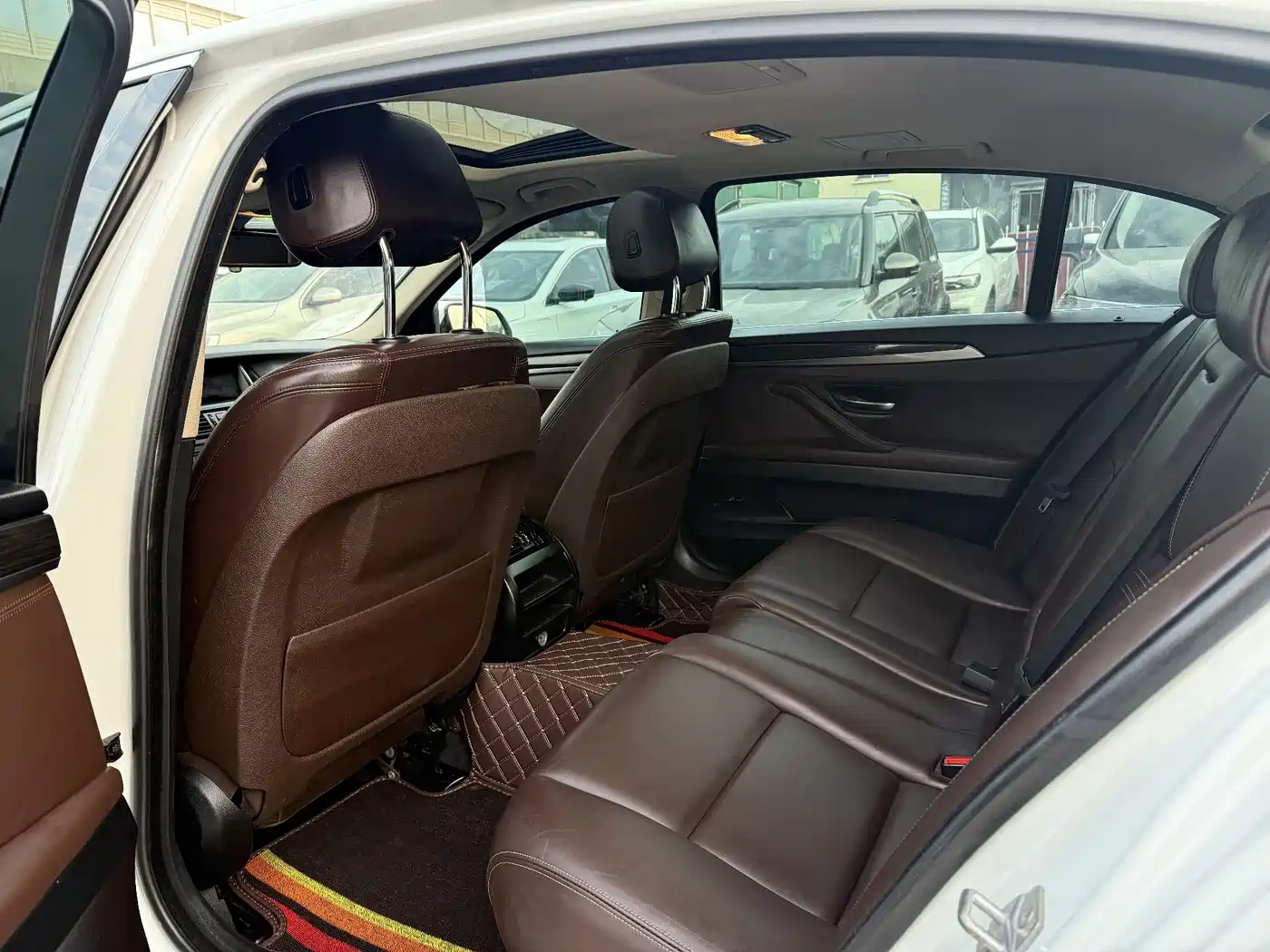 BMW 5 Series 2014 525Li Luxury Design Package фото 5