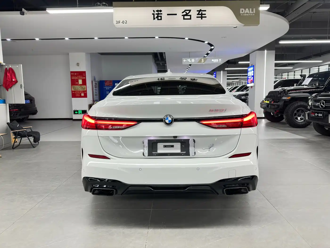 BMW 2 Series (Import) 2023 Facelift 225i 4-Door Coupe M Sport Shadowline Package фото 5
