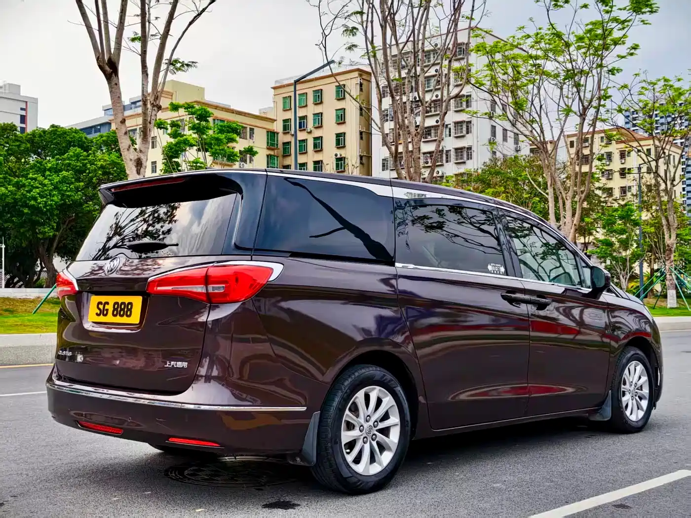 Buick GL8 2018 ES 28T Comfort Type China VI фото 9