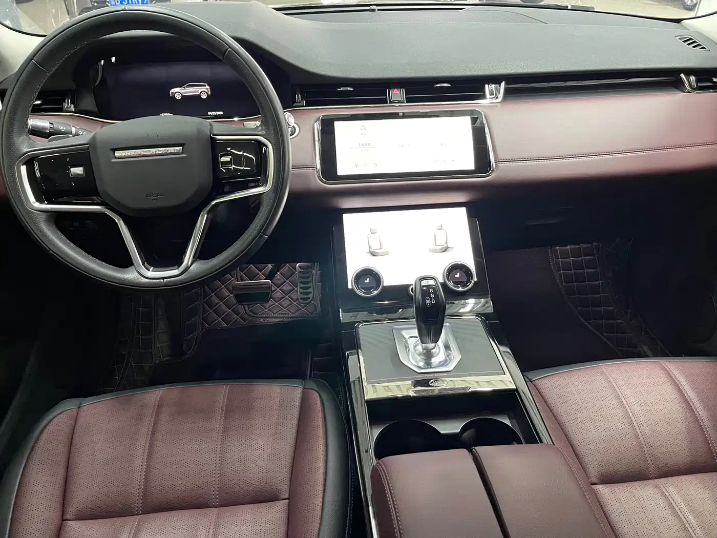Land Rover Range Rover Evoque 2021 Range Rover Evoque L 249PS R-Dynamic First Edition Launch Edition фото 9