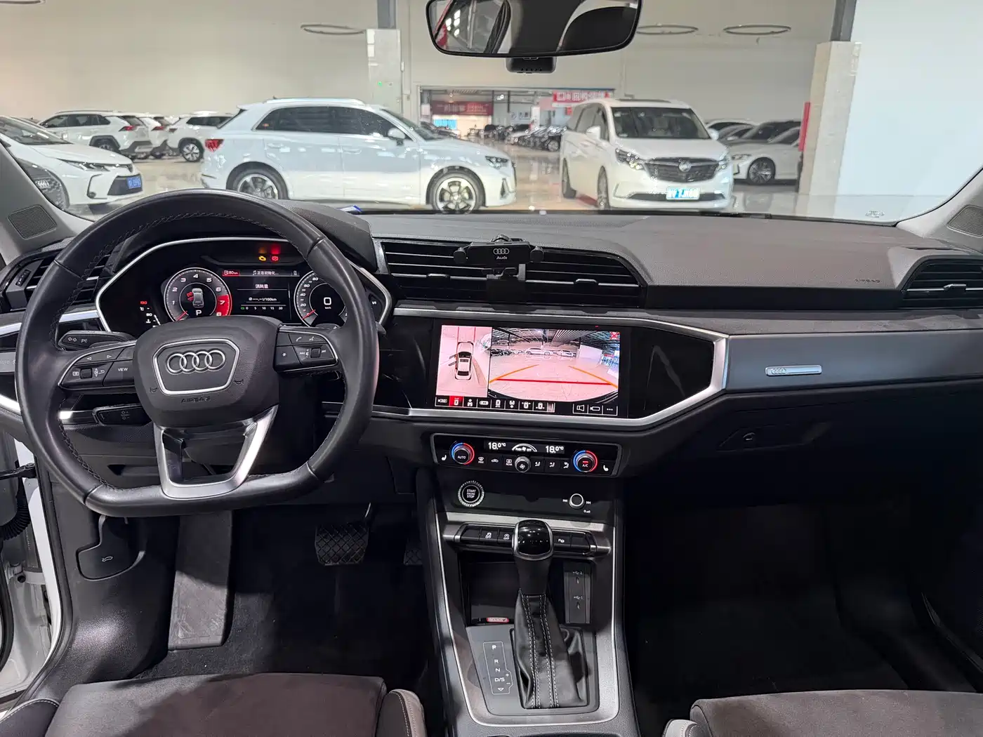 Audi Q3 2022 35 TFSI Fashion Dynamic фото 11
