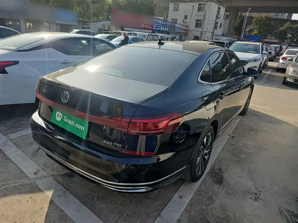 Volkswagen Passat 2023 Facelift 330TSI Elite Edition фото 7
