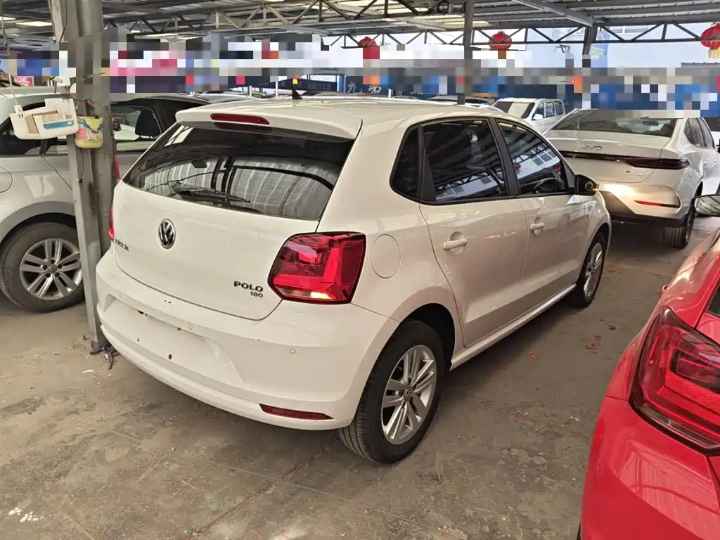 Volkswagen Polo 2016 1.6L Automatic Comfort фото 5