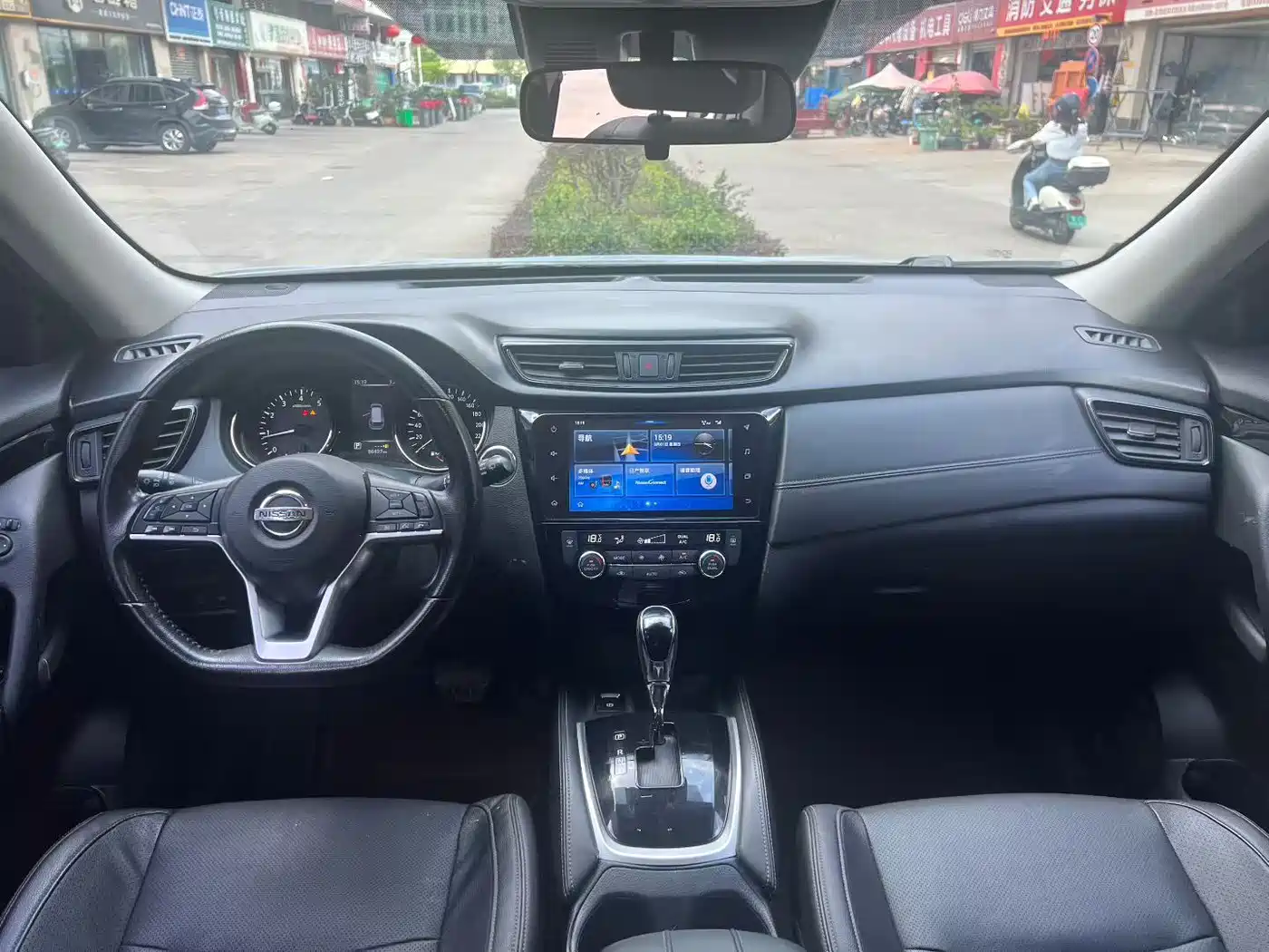 NISSAN QIJUN